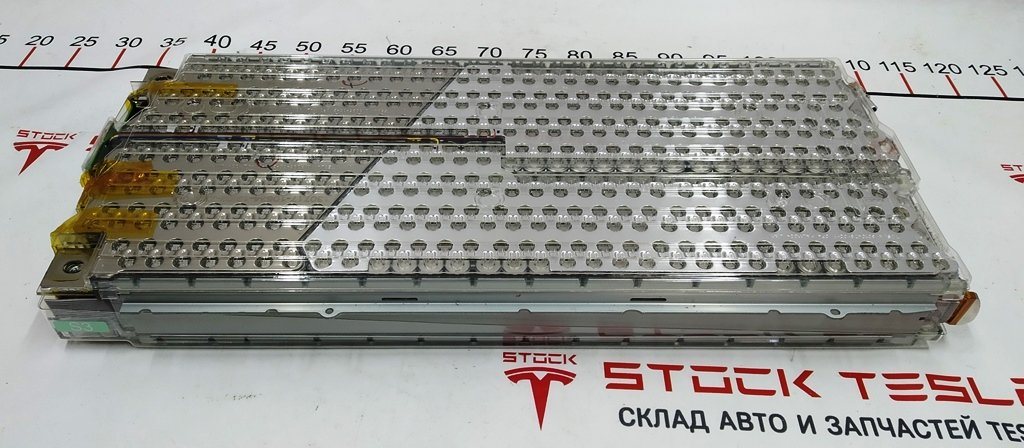 Module de batterie principal (modèle S 85 kWh) S3 5,2 kWh 232 Ah 24 V (nominal) type 
